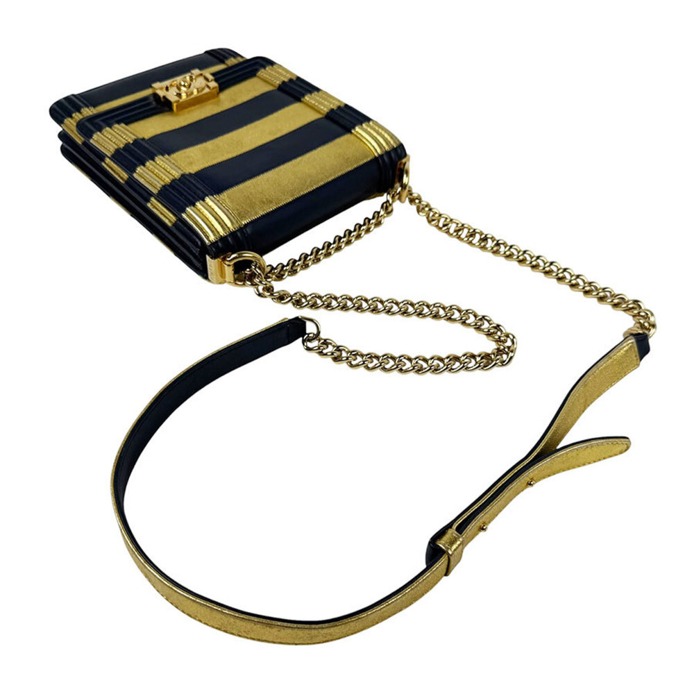 CHANEL Bag - Picture 10 of 12